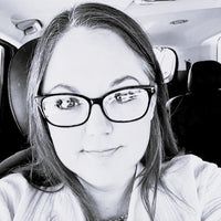 Livie’s Yarden, Wendy Olinger  |  beaded jewelry, laser & engraving
